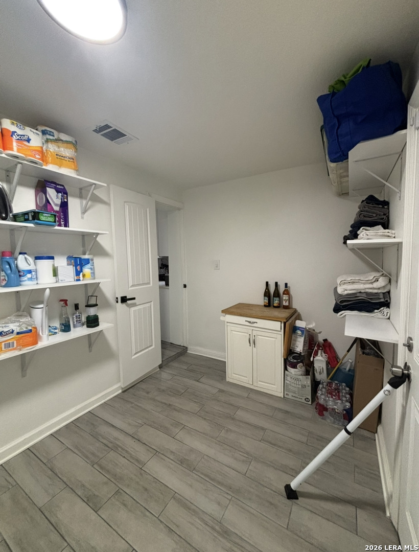 129 Halliday San Antonio TX 78210