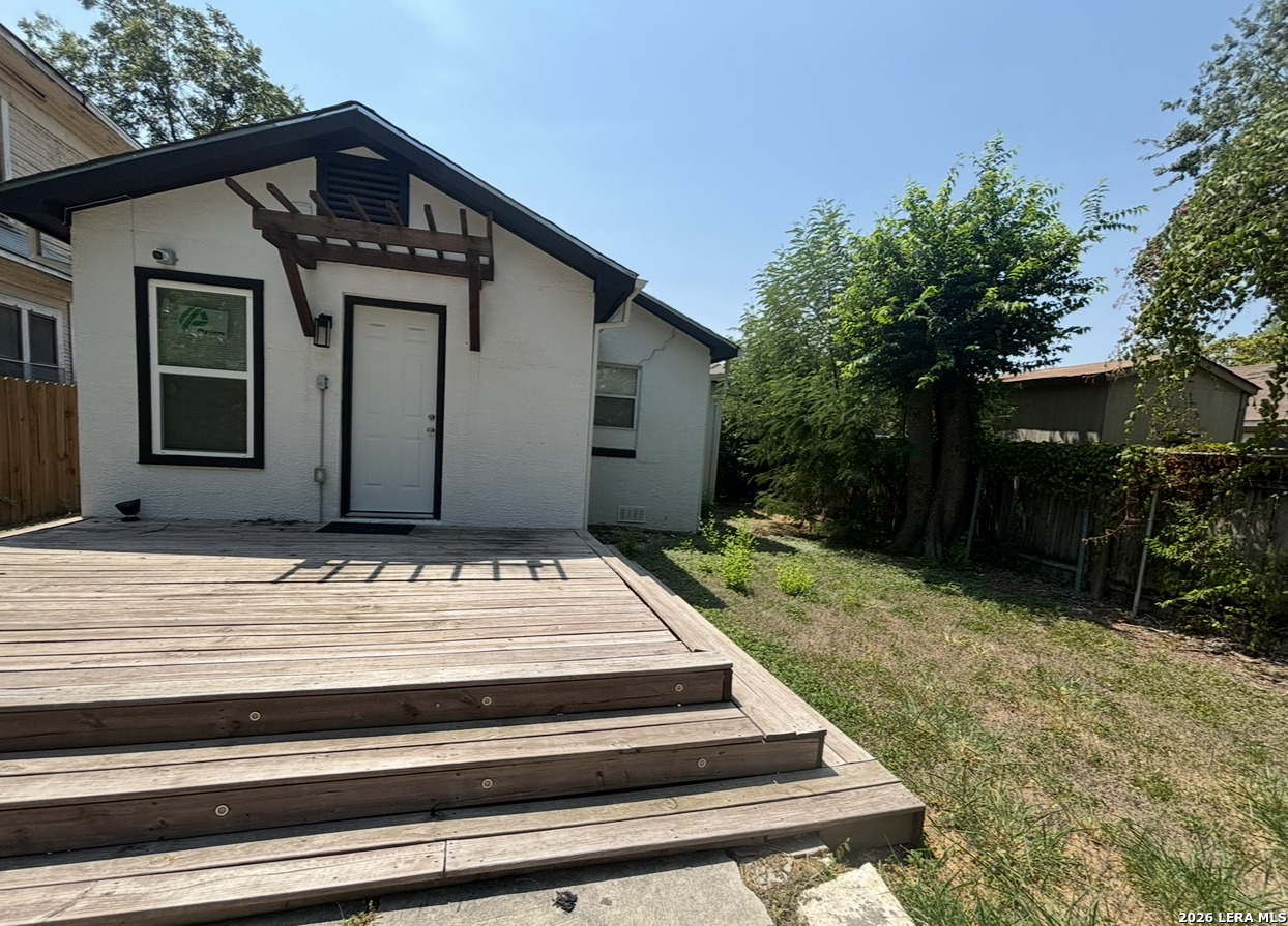 129 Halliday San Antonio TX 78210