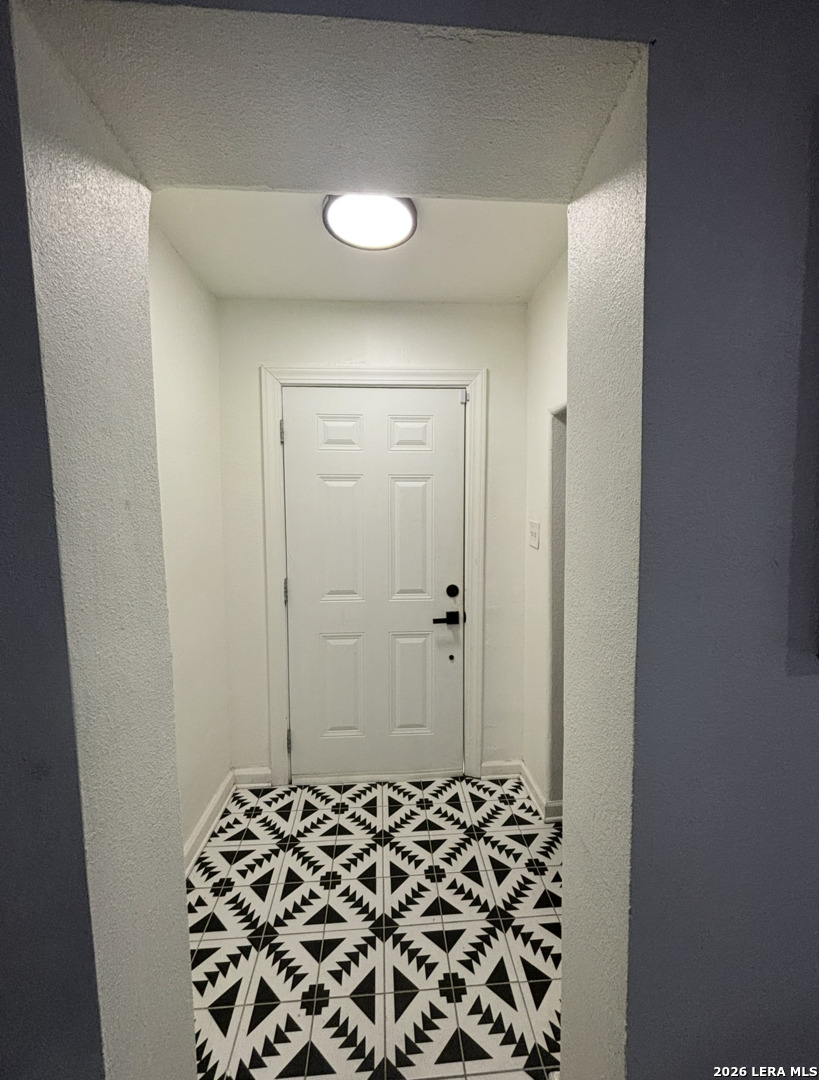 129 Halliday San Antonio TX 78210