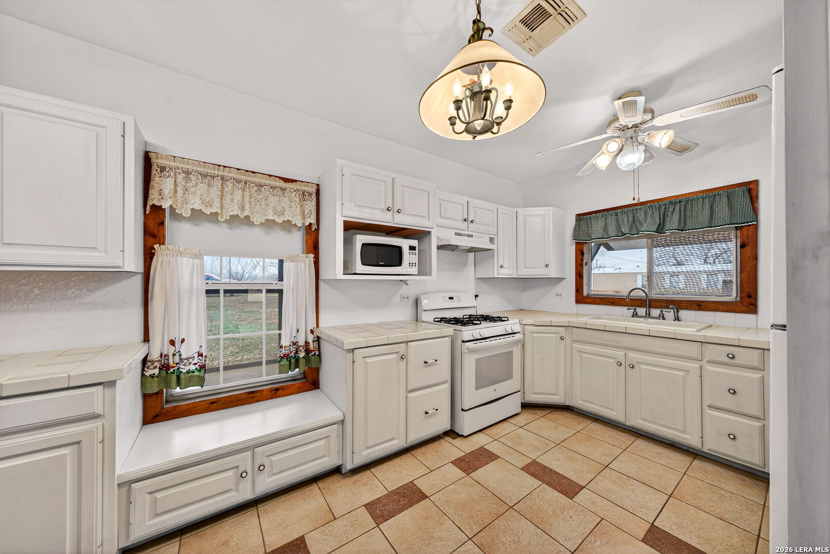 421 Coughran Pleasanton TX 78064
