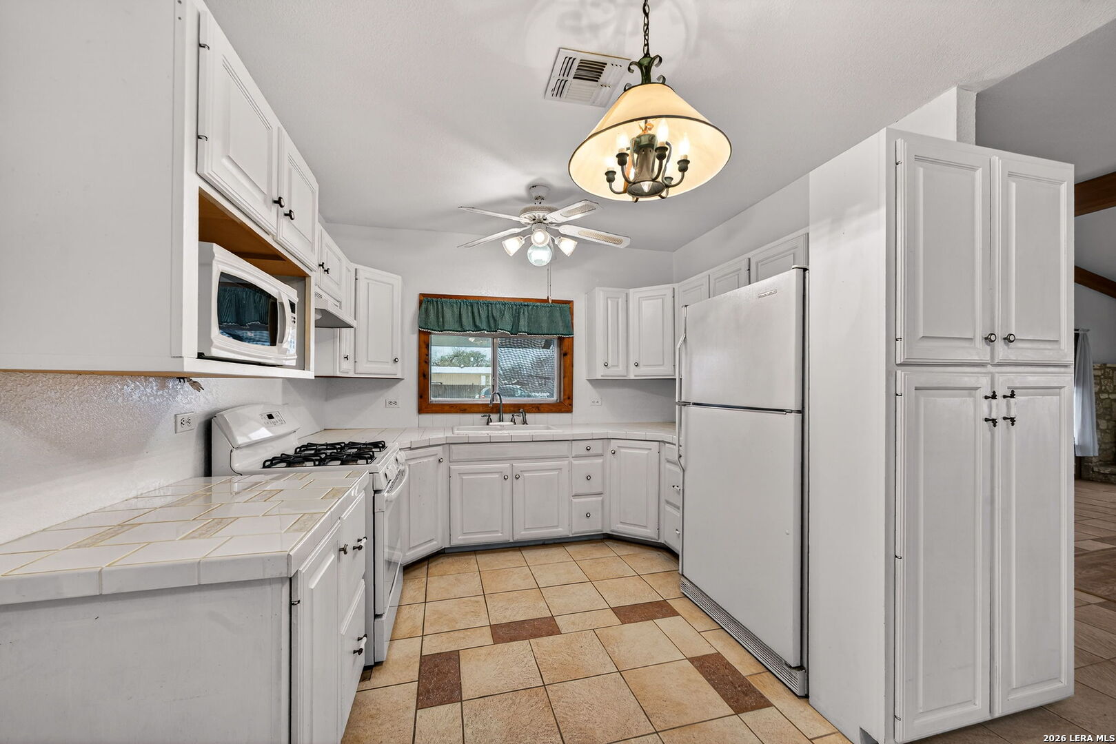 421 Coughran Pleasanton TX 78064