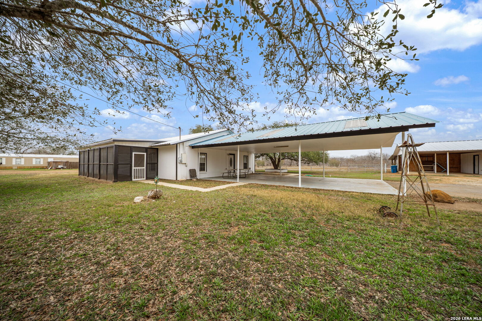 421 Coughran Pleasanton TX 78064