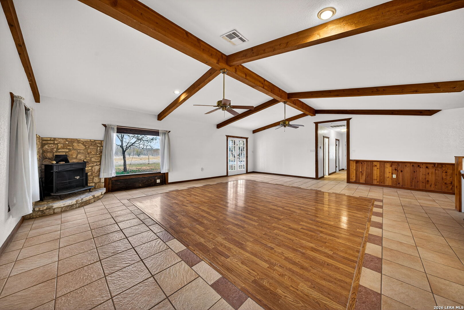 421 Coughran Pleasanton TX 78064