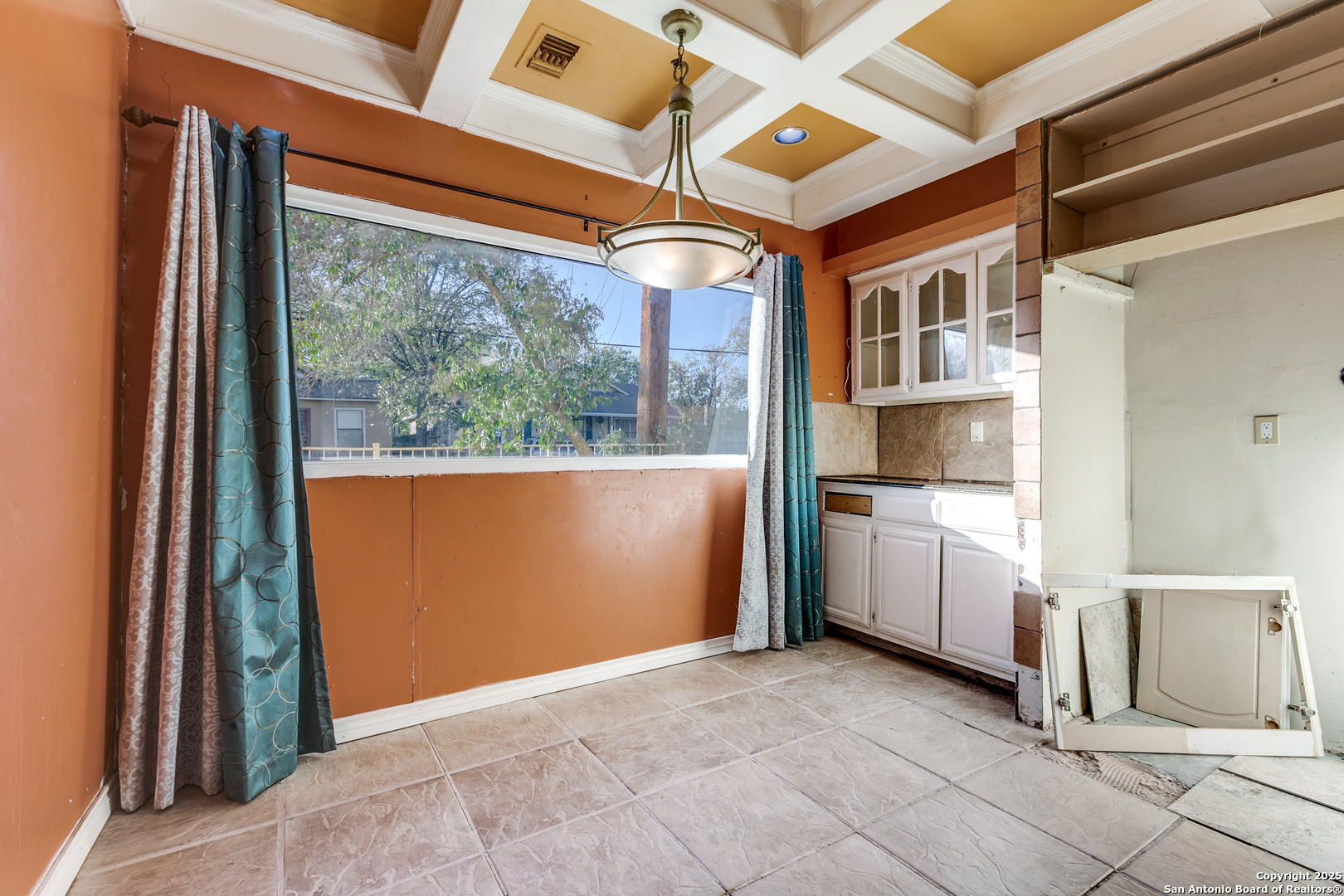 1022 S Hamilton San Antonio TX 78207