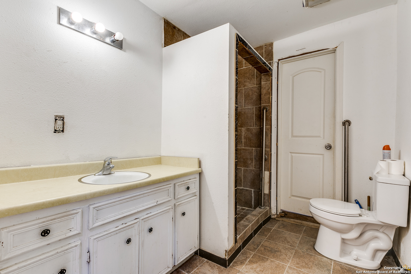 1022 S Hamilton San Antonio TX 78207