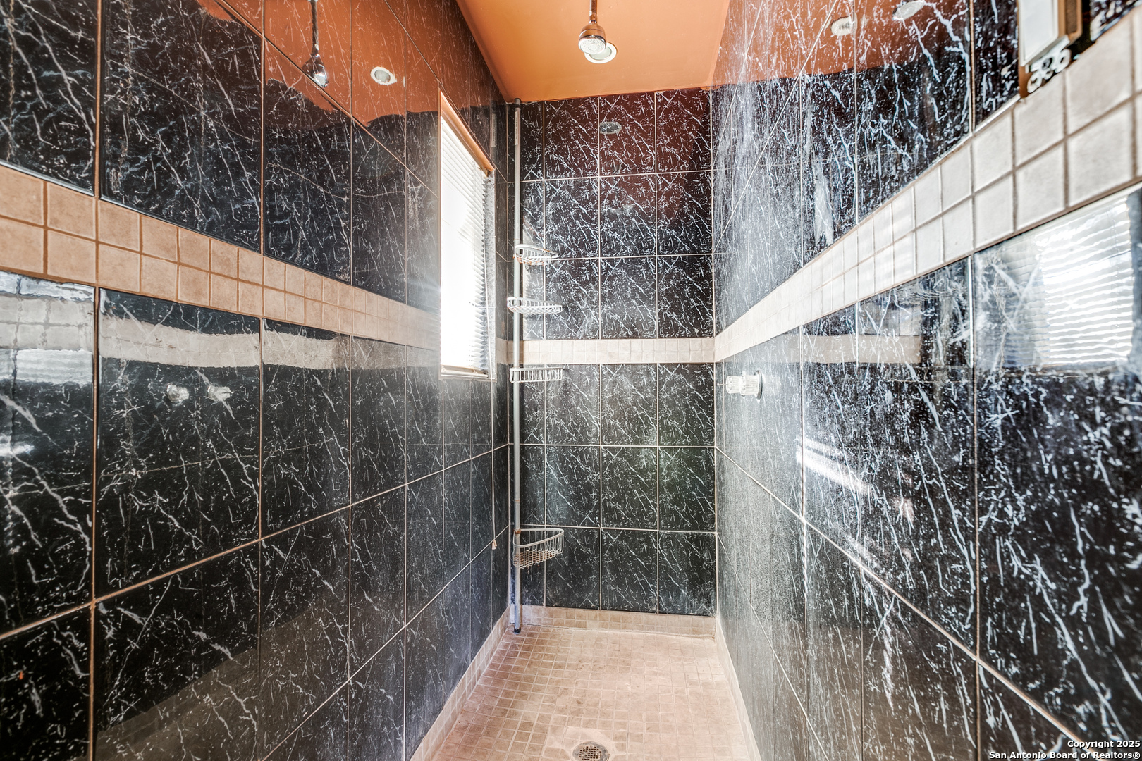 1022 S Hamilton San Antonio TX 78207