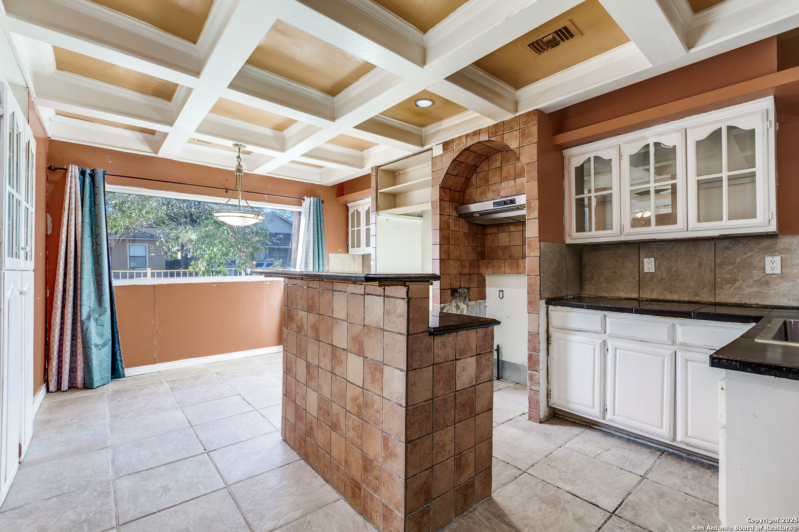 1022 S Hamilton San Antonio TX 78207