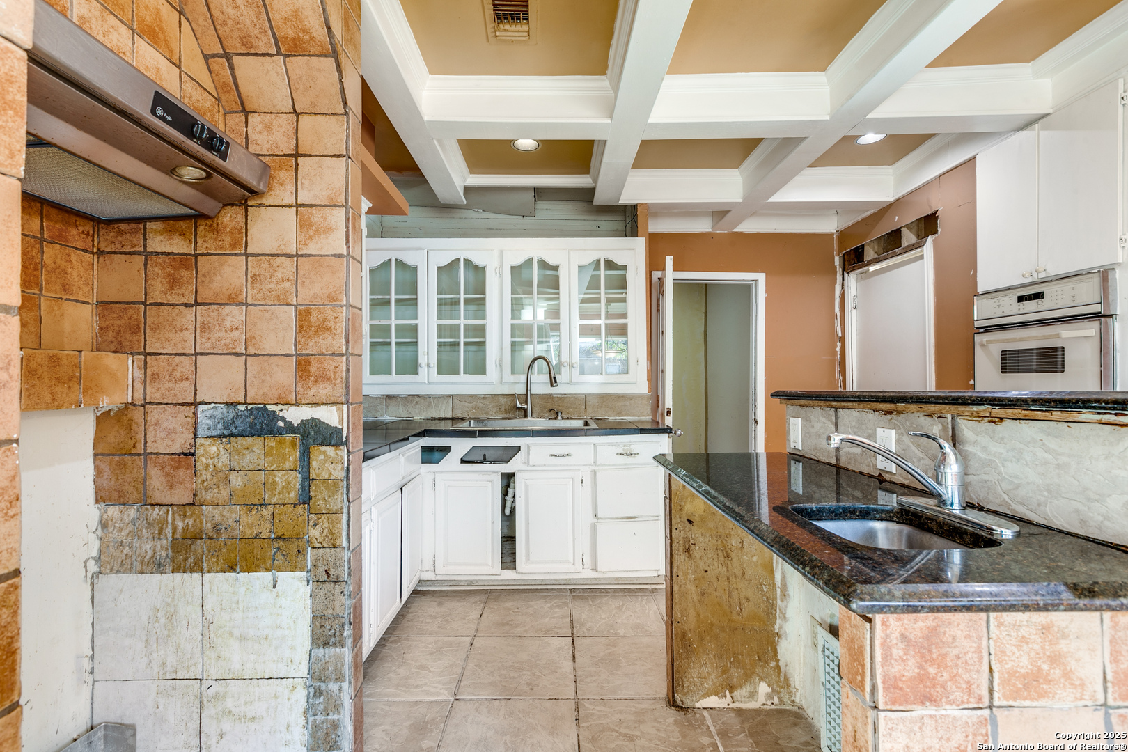 1022 S Hamilton San Antonio TX 78207