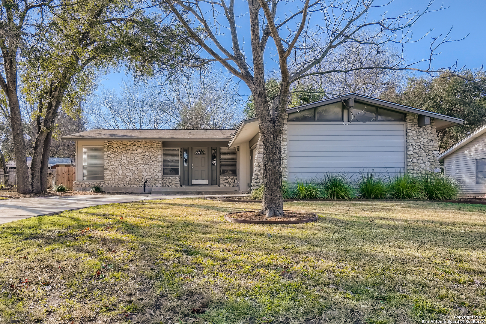 7907 Robin Hill Drive San Antonio TX 78230