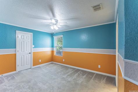 1715 Viljandi Moon San Antonio TX 78251