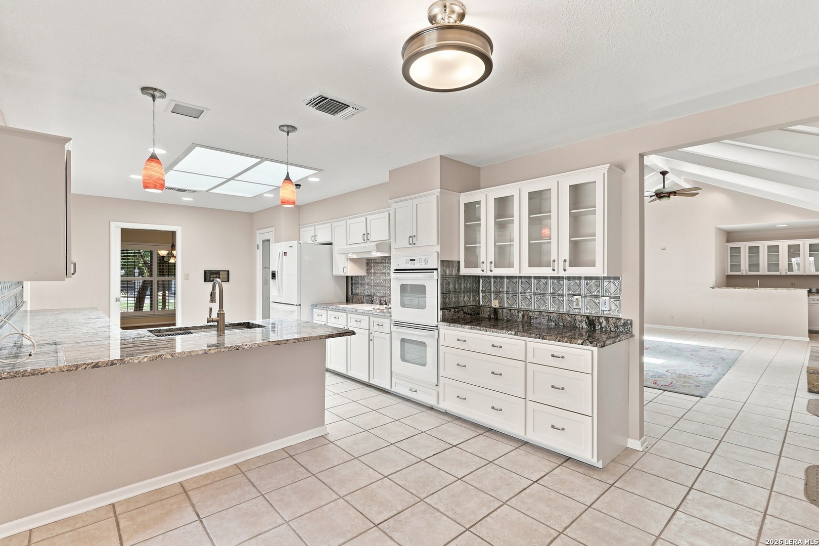 102 Irongate Road San Antonio TX 78213