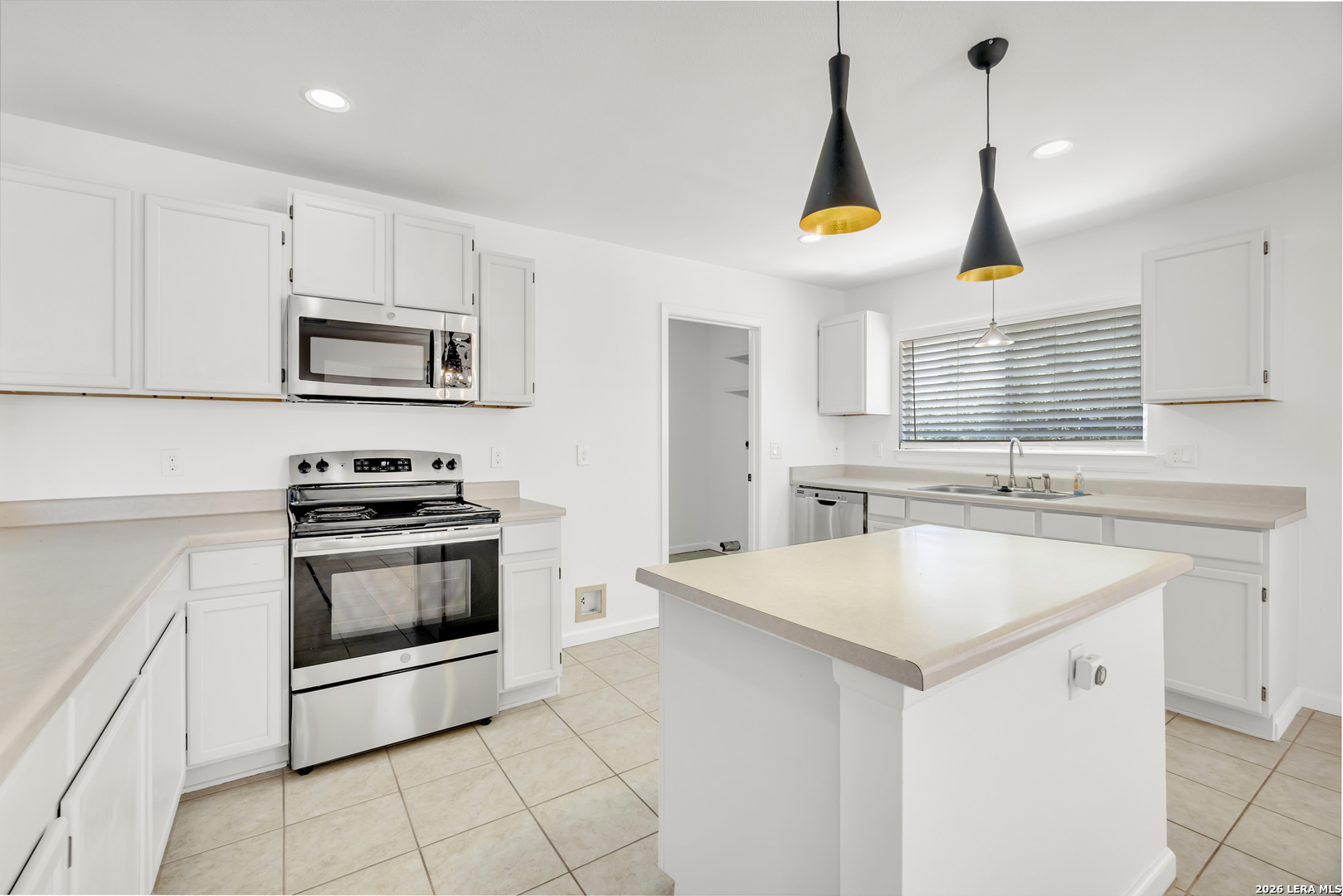 4527 Sherwood San Antonio TX 78217