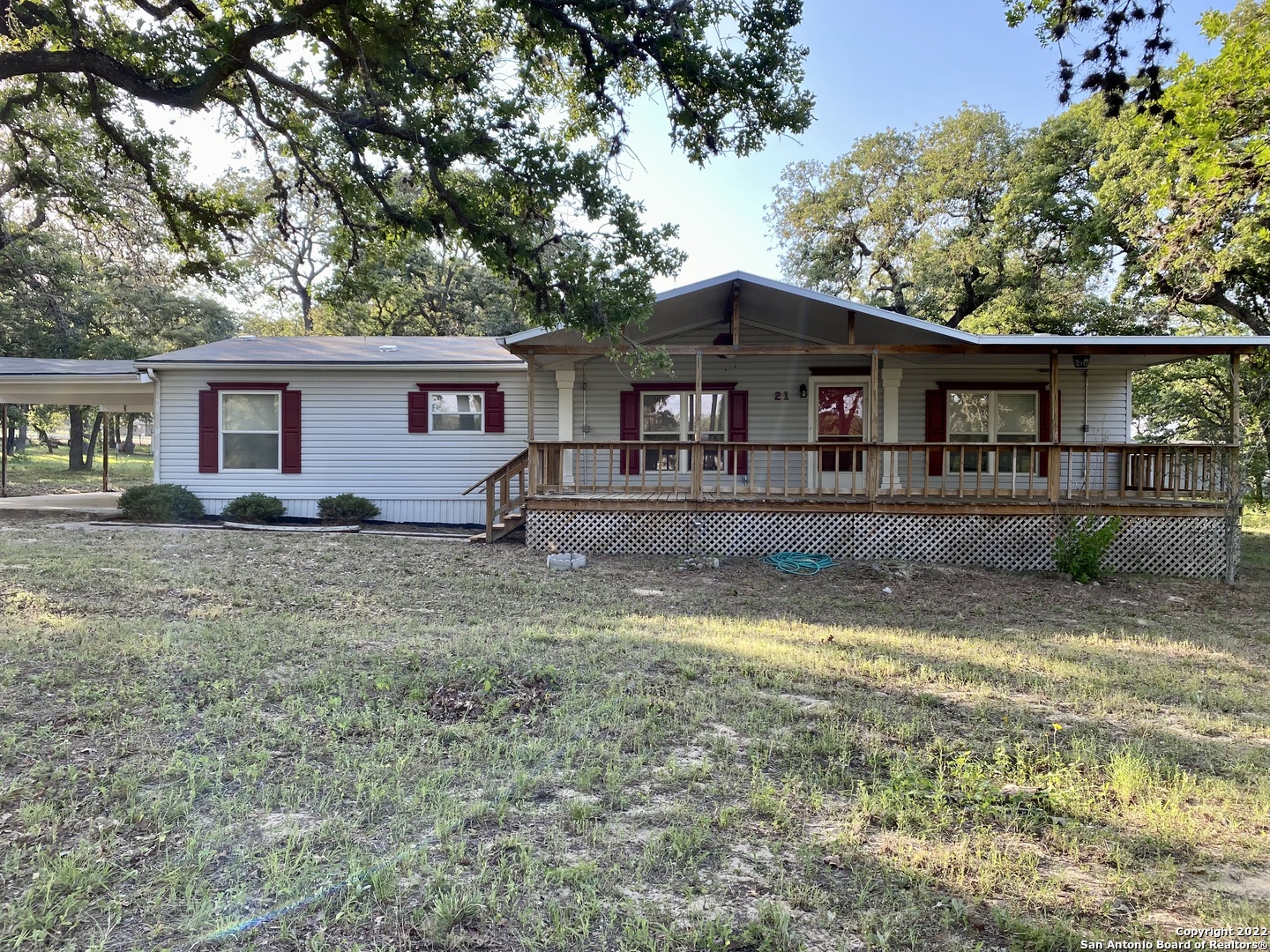 21 Post Oak Road La Vernia TX 78121