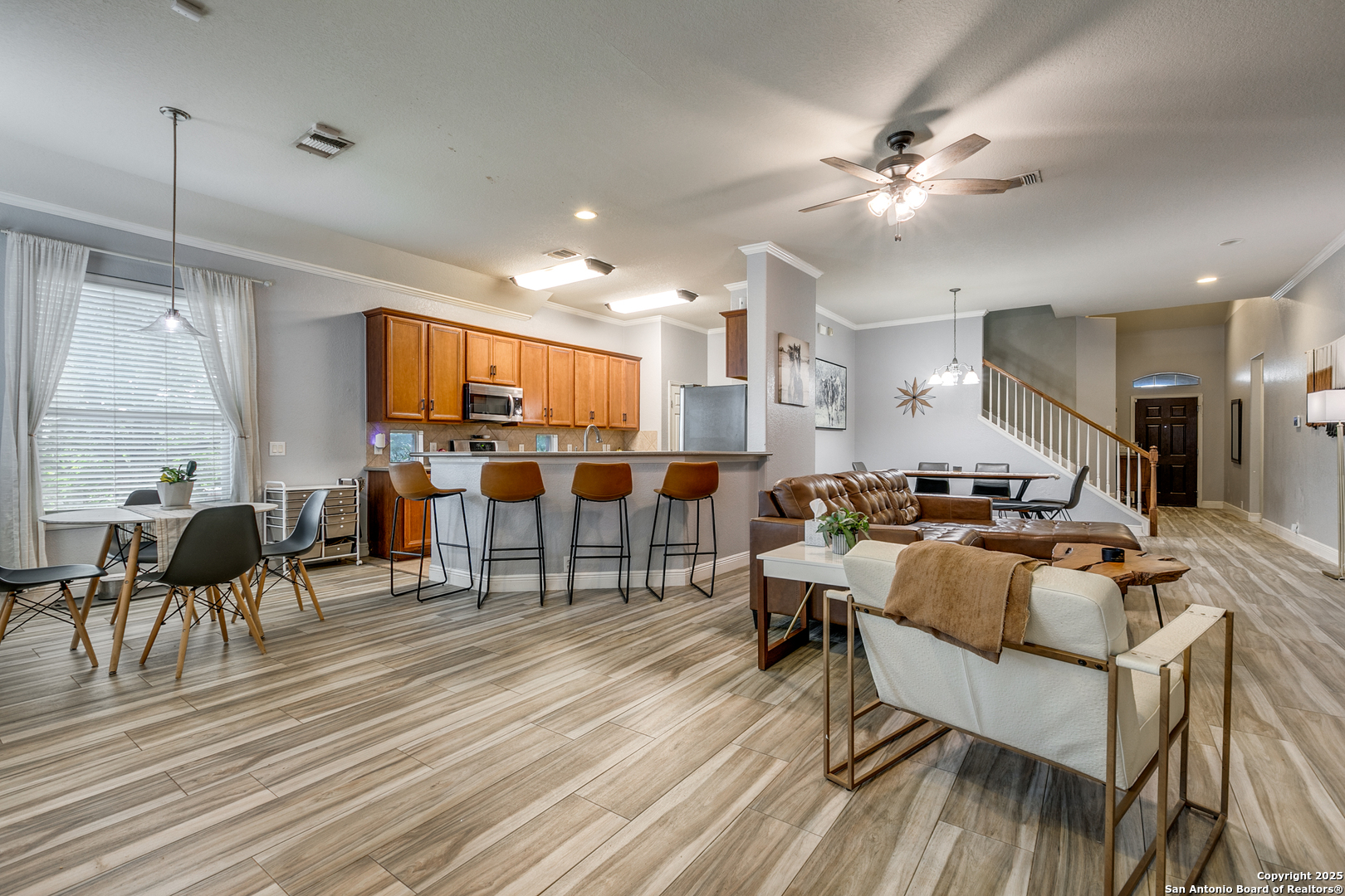 1018 Tumbling Oaks San Antonio TX 78260
