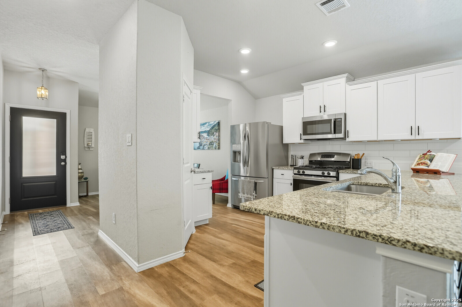 6079 Akin Quay San Antonio TX 78261