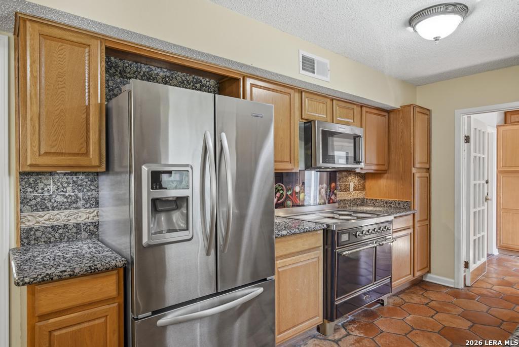 28126 Bonn Mountain Street San Antonio TX 78260