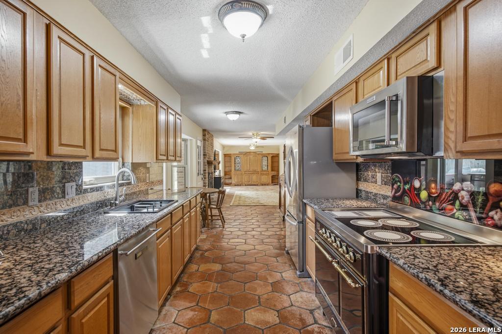 28126 Bonn Mountain Street San Antonio TX 78260