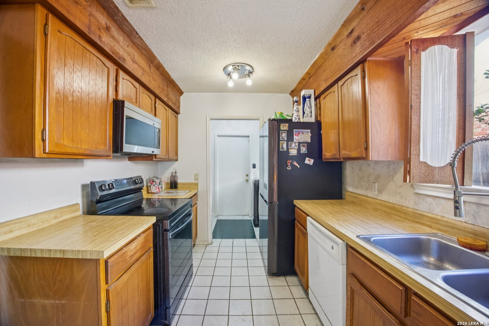 13018 Larkyorke San Antonio TX 78233