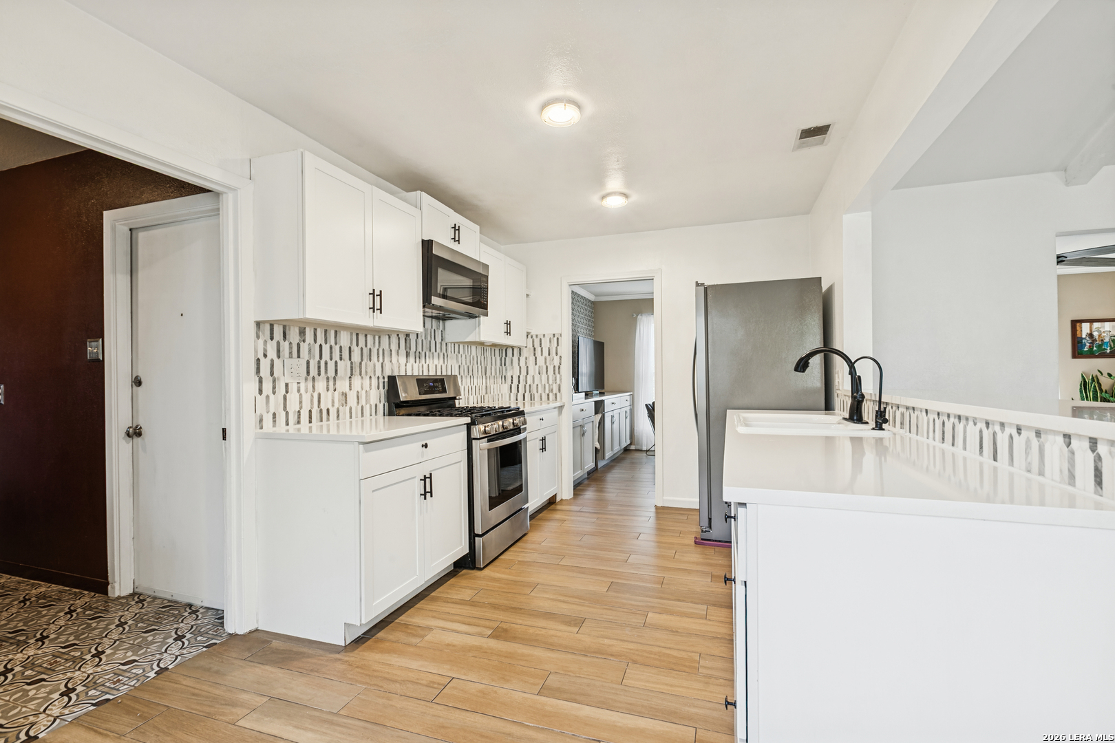 903 Mount Perkins San Antonio TX 78213