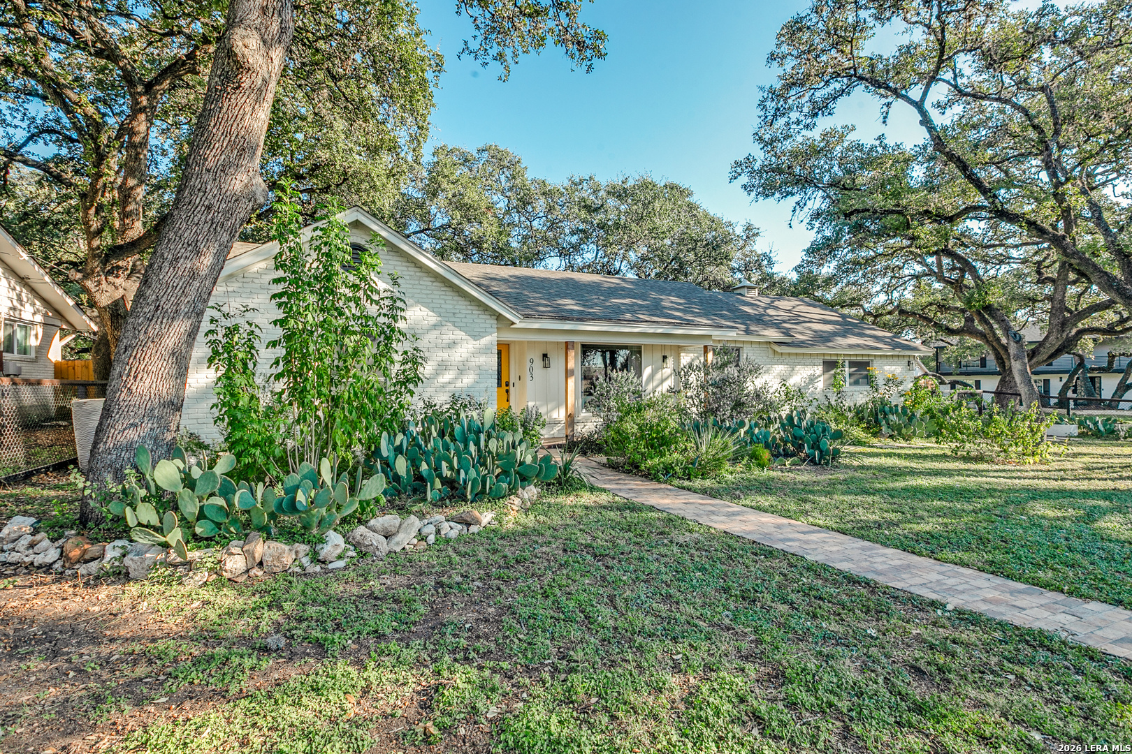 903 Mount Perkins San Antonio TX 78213
