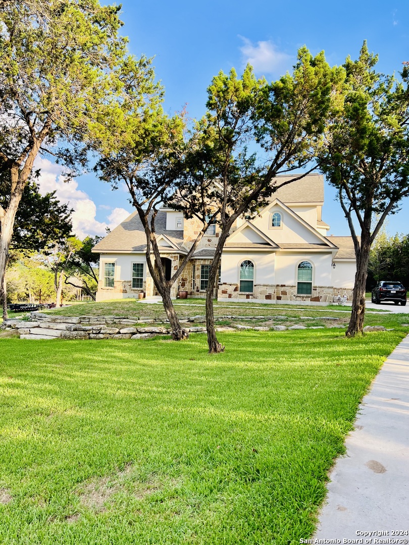 9308 Schoolhouse Road San Antonio TX 78255