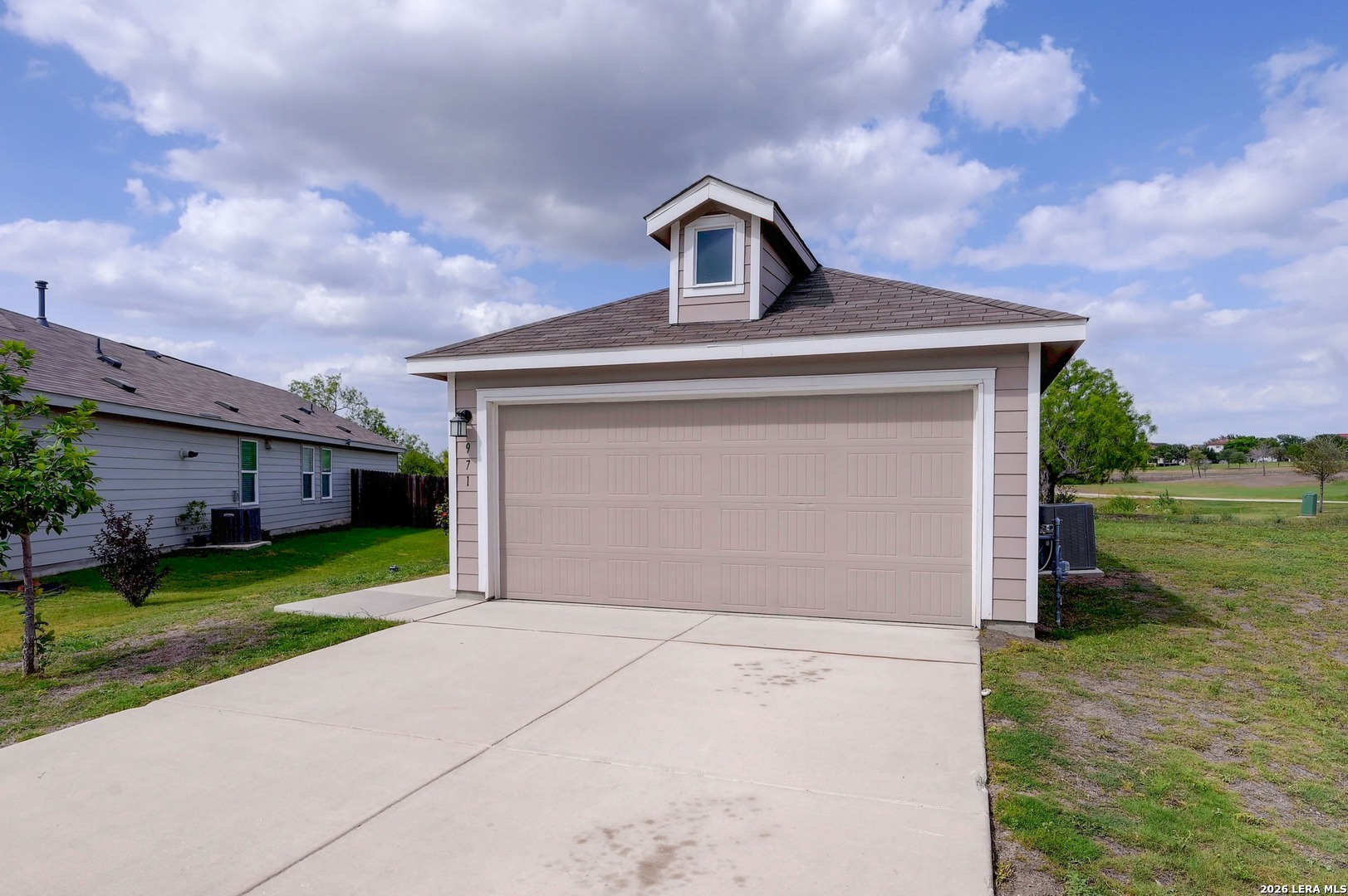 971 Elder Bend San Antonio TX 78221