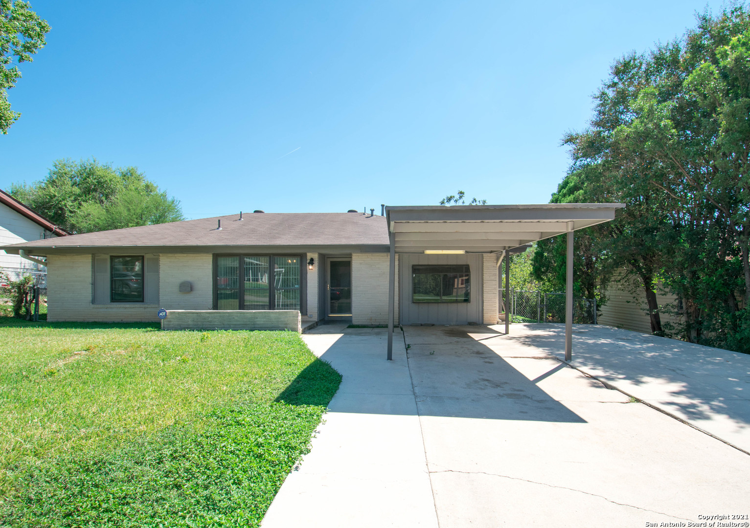 186 Paradise Valley San Antonio TX 78227