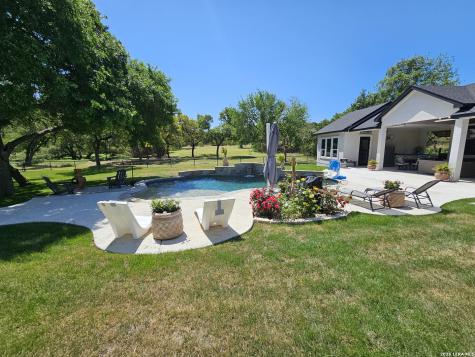1033 Mystic Shores Boulevard Spring Branch TX 78070