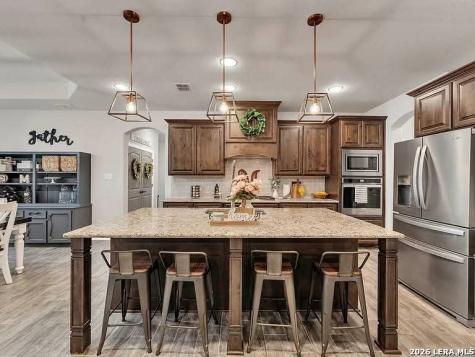 1033 Mystic Shores Boulevard Spring Branch TX 78070