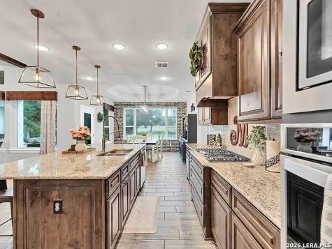 1033 Mystic Shores Boulevard Spring Branch TX 78070