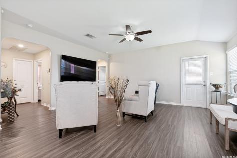 13011 Maestro Spark San Antonio TX 78252