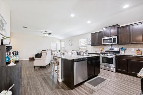 13011 Maestro Spark San Antonio TX 78252