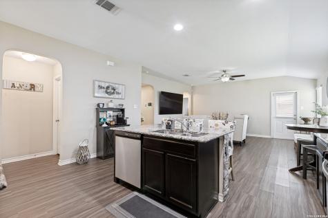13011 Maestro Spark San Antonio TX 78252