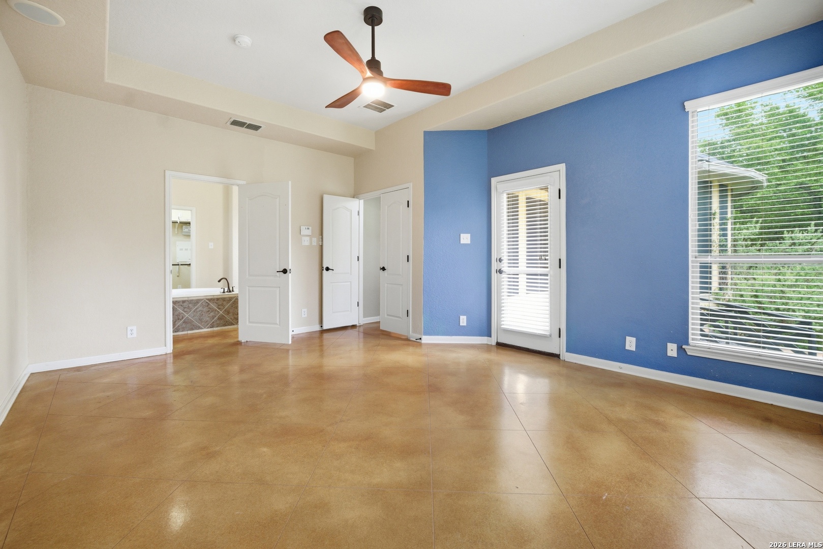 26024 Party Slippers Drive San Antonio TX 78255