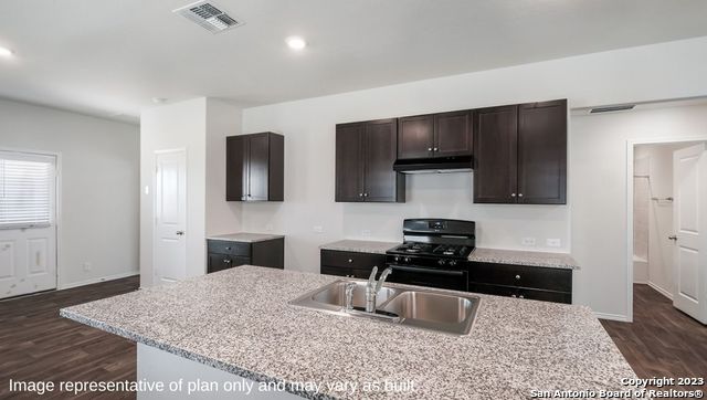 5245 Fannin Crane San Antonio TX 78253