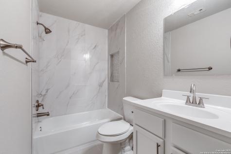 12011 Luckey View San Antonio TX 78252