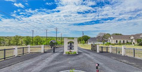100 Timber Heights La Vernia TX 78121