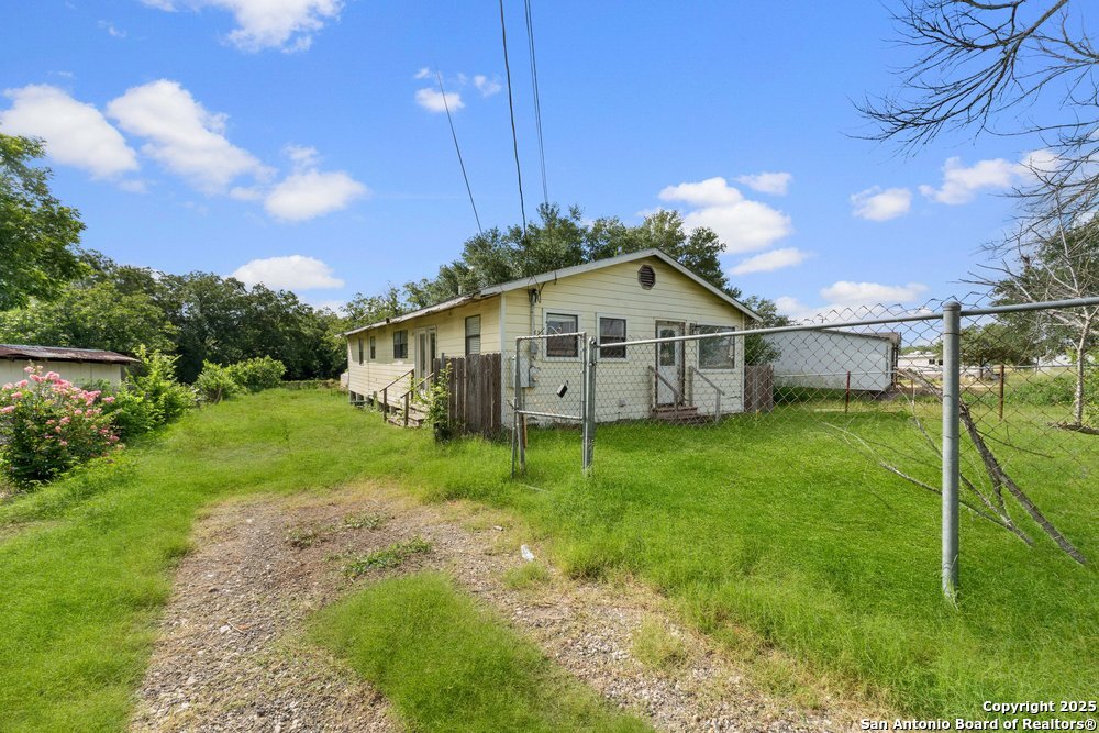 5220 Linda Jo Adkins TX 78101