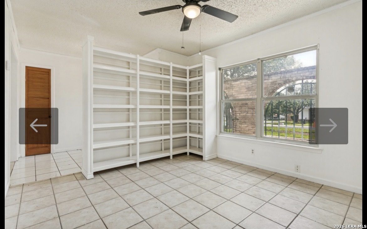 7947 Forest Flame San Antonio TX 78239