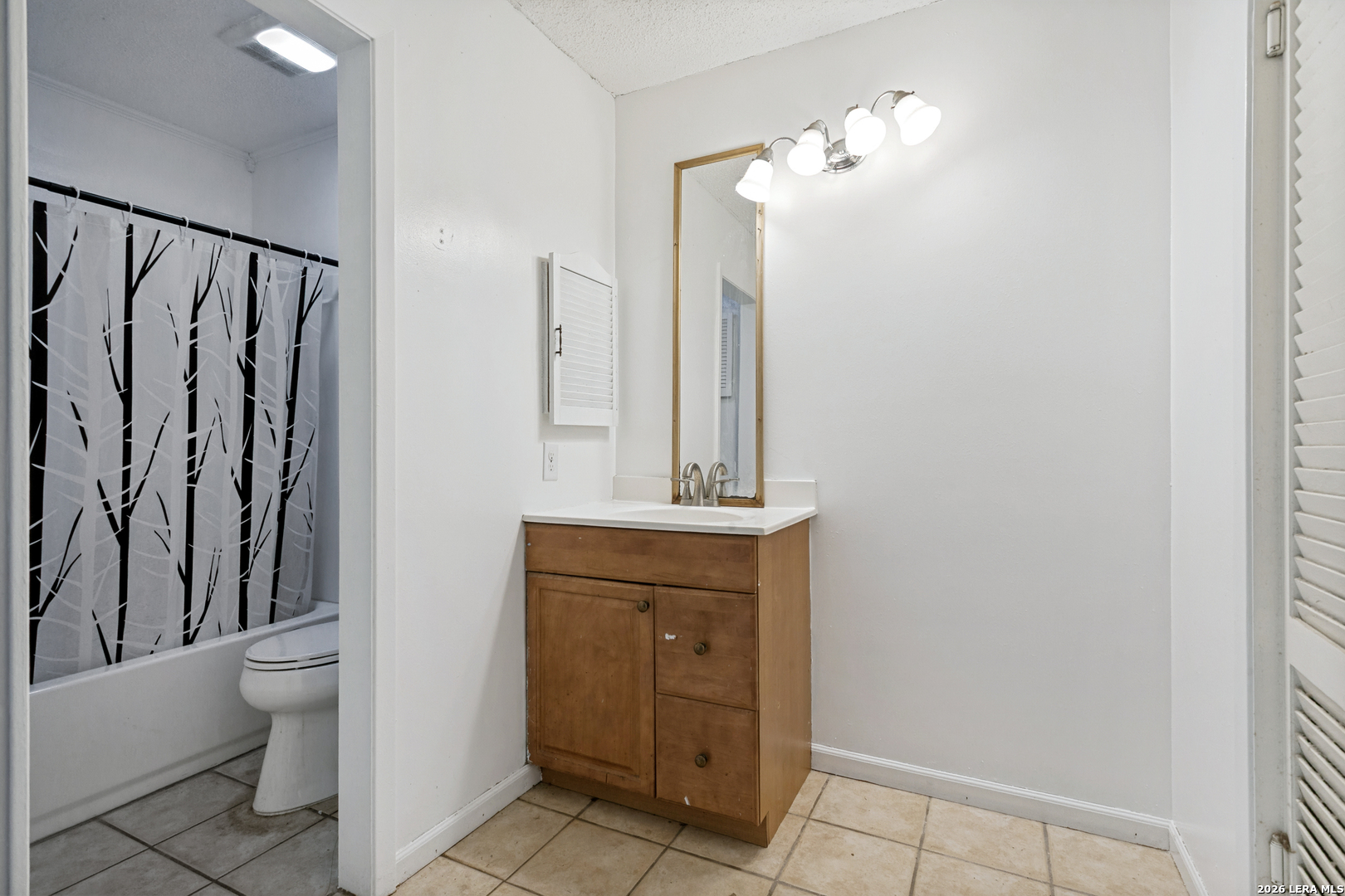 7947 Forest Flame San Antonio TX 78239