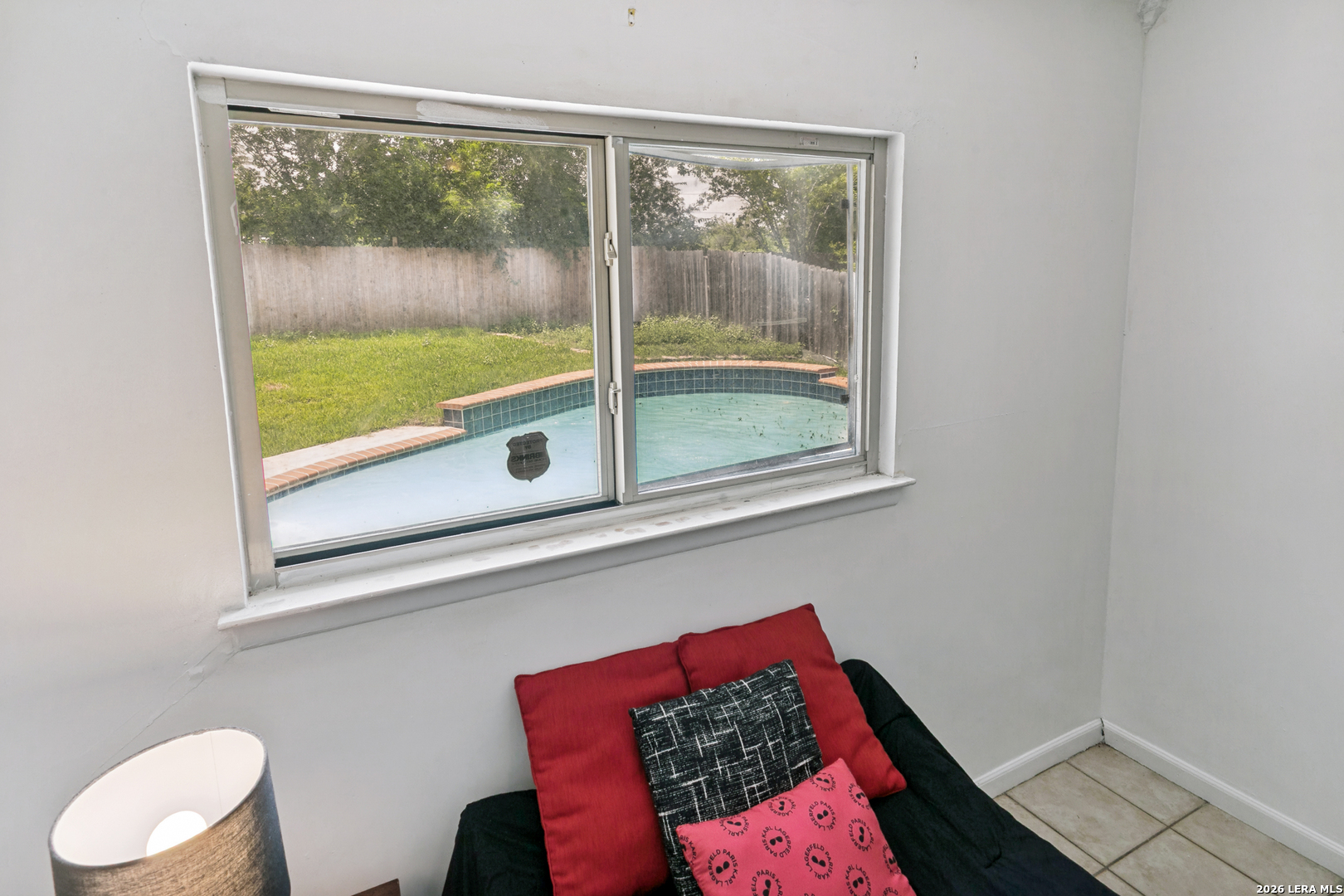 7947 Forest Flame San Antonio TX 78239