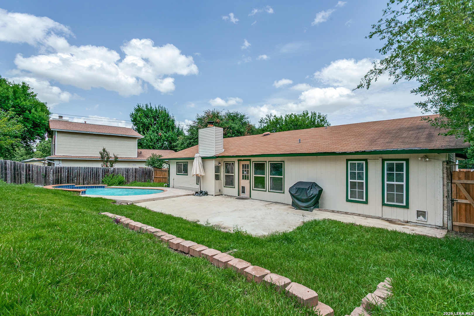 7947 Forest Flame San Antonio TX 78239