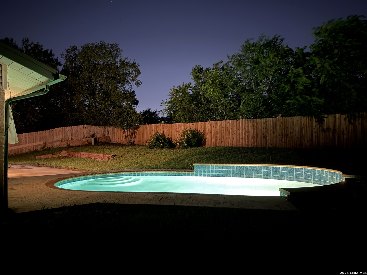 7947 Forest Flame San Antonio TX 78239