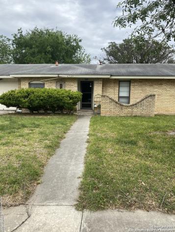 4723 Casa Verde Street San Antonio TX 78233