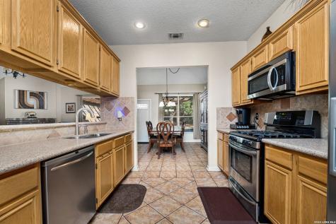 6246 John Chapman San Antonio TX 78240
