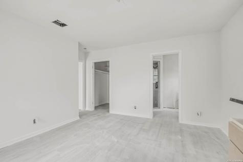 619 Oban San Antonio TX 78216