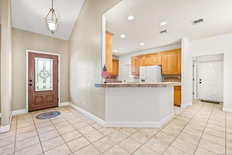 828 County Road 334 Stockdale TX 78160