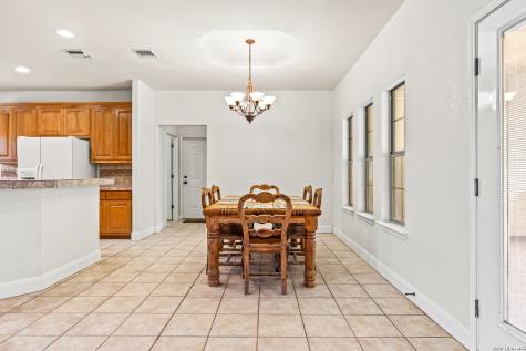 828 County Road 334 Stockdale TX 78160
