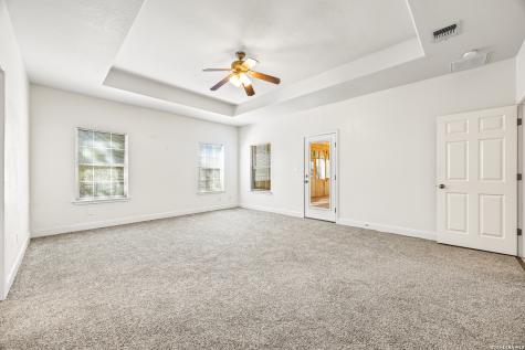 828 County Road 334 Stockdale TX 78160