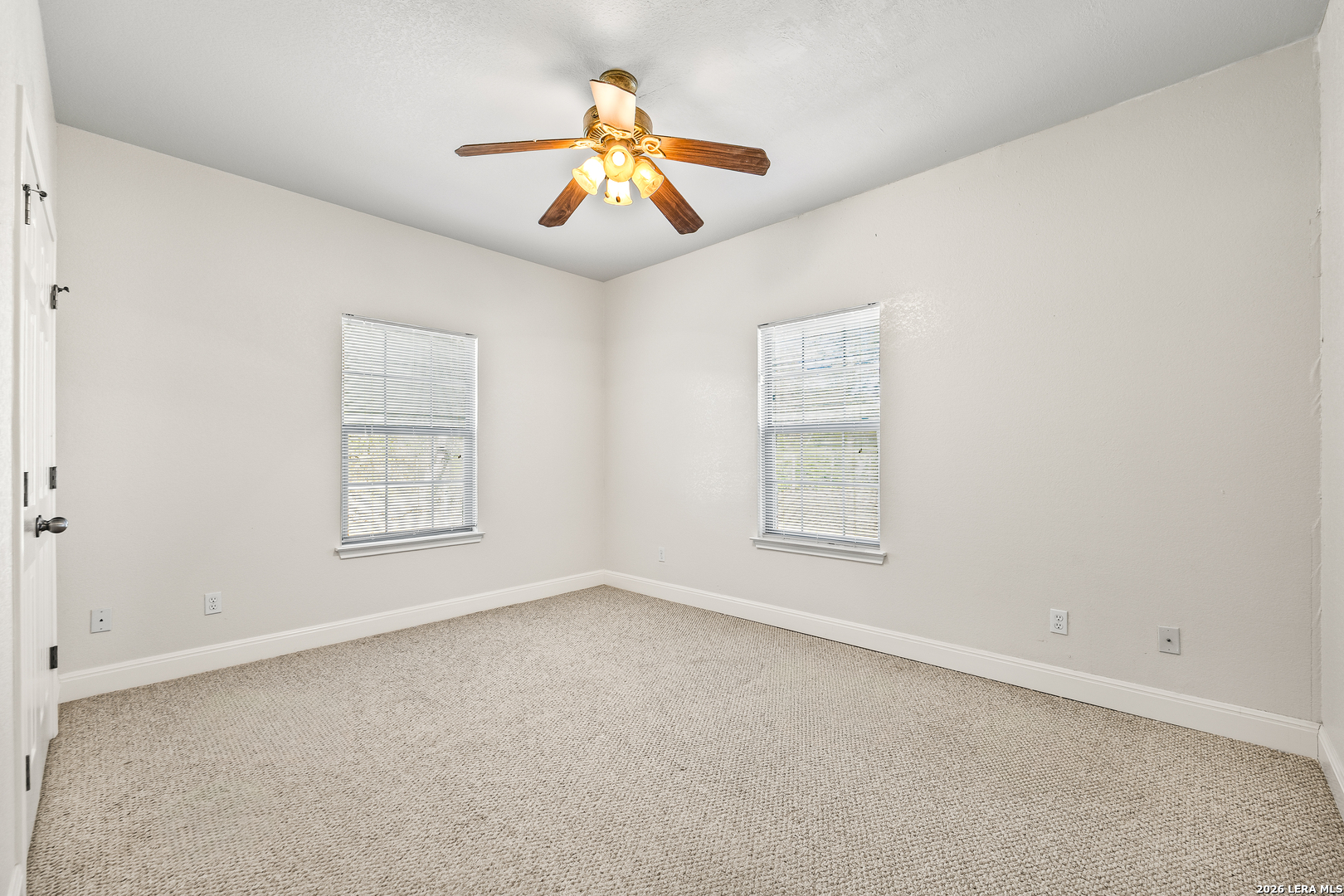 828 County Road 334 Stockdale TX 78160